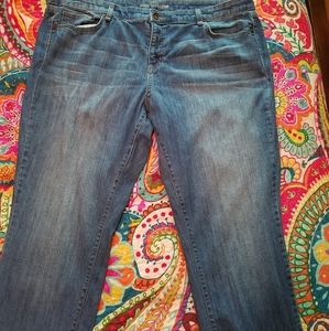 Ladies plus size straight leg jeans size 20w